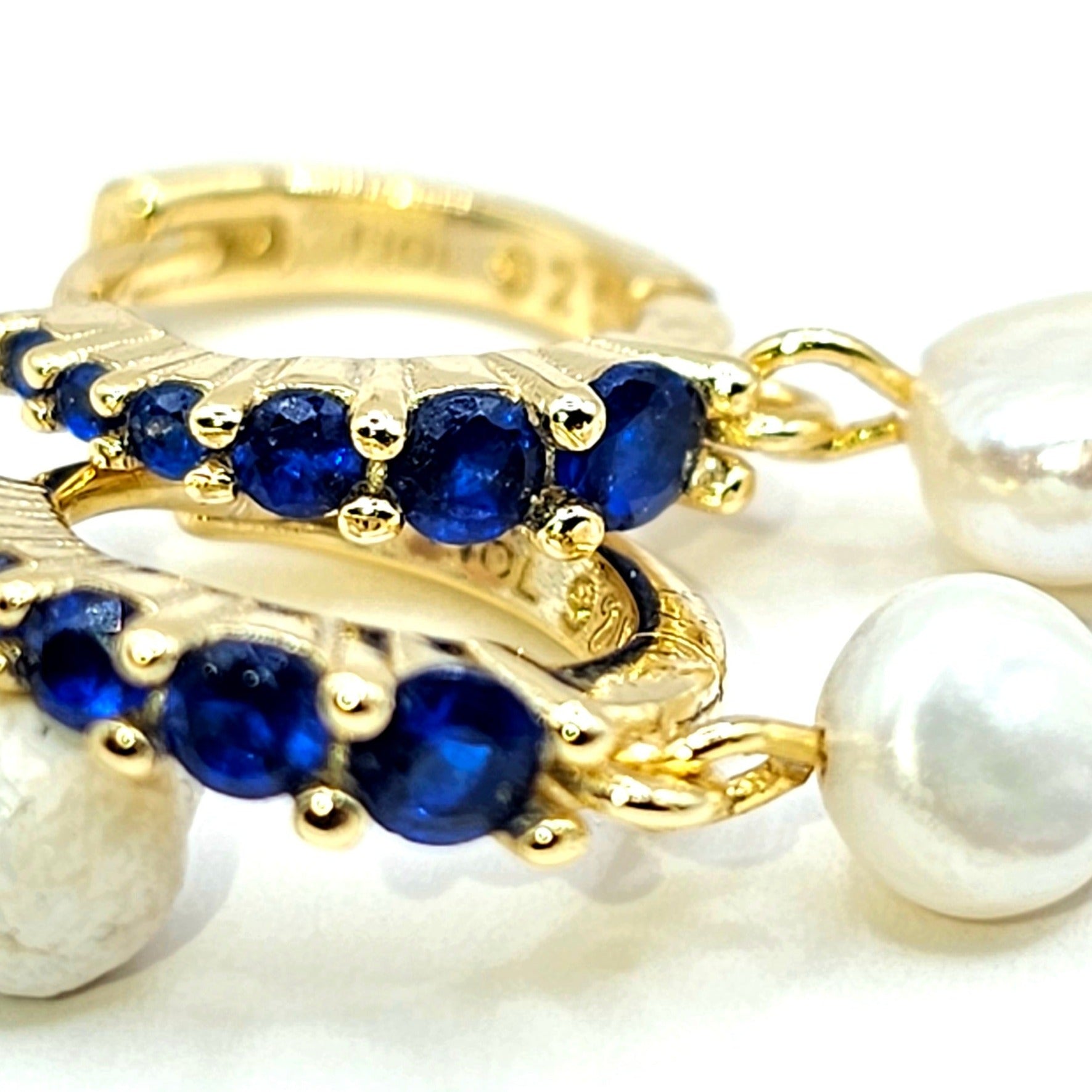 Night jazz sapphire earrings