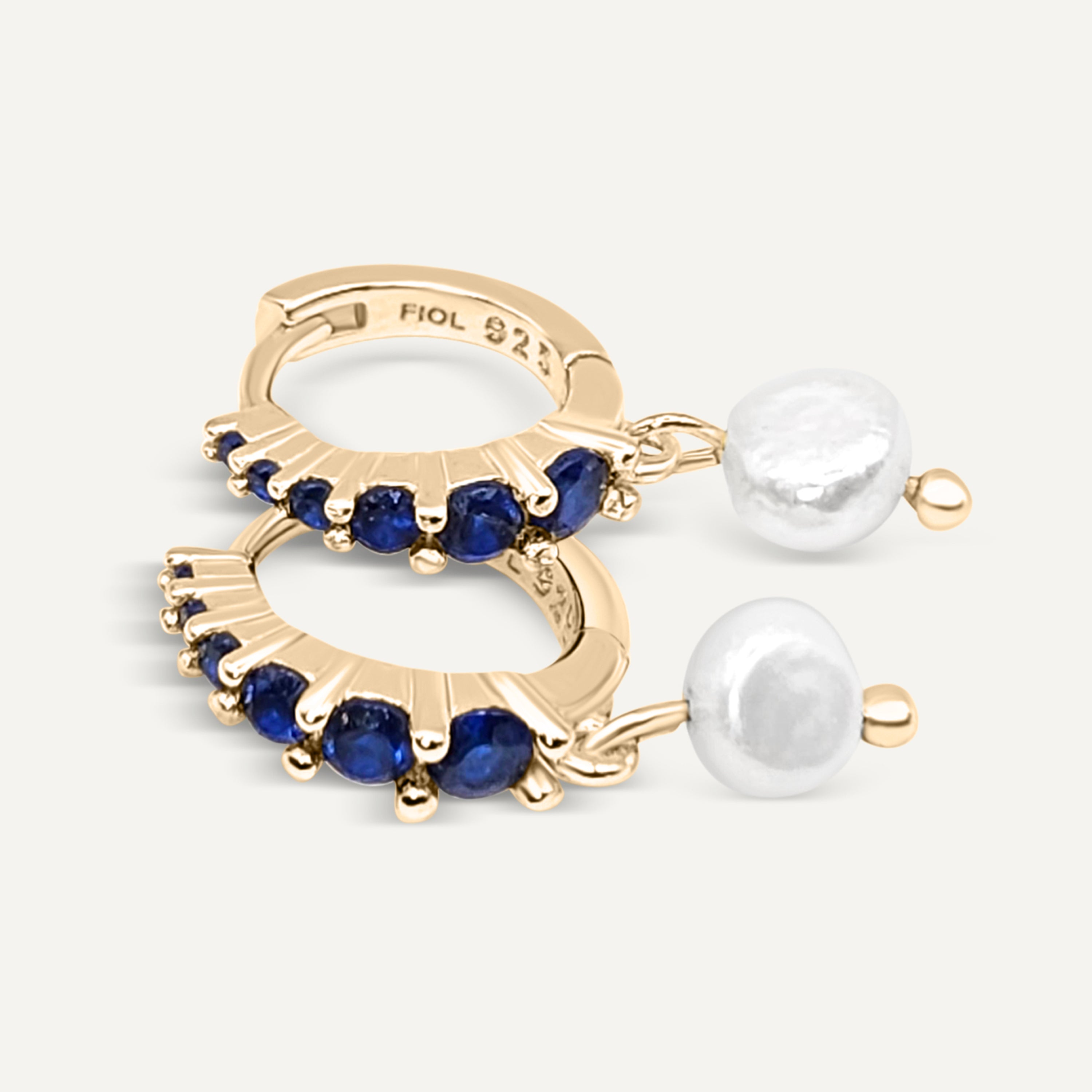 Night jazz sapphire earrings
